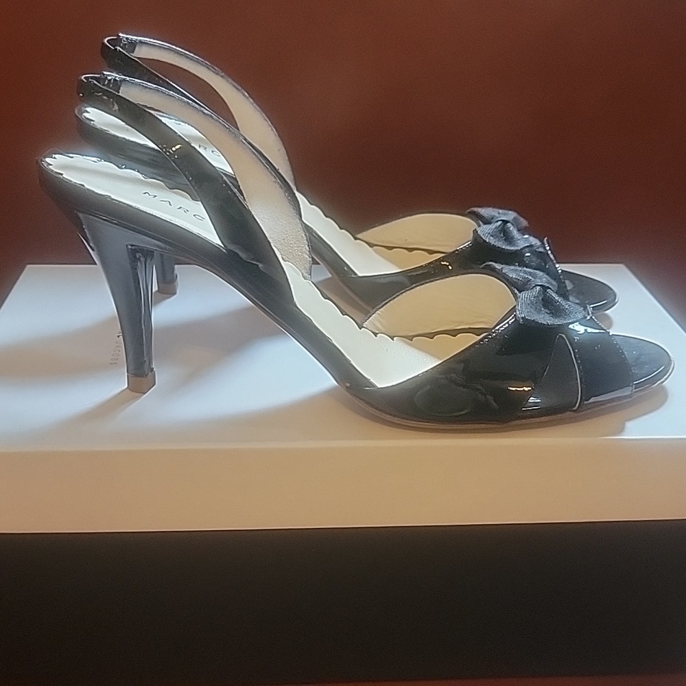 Marc Jacobs Black patent leather high heel slingbacks